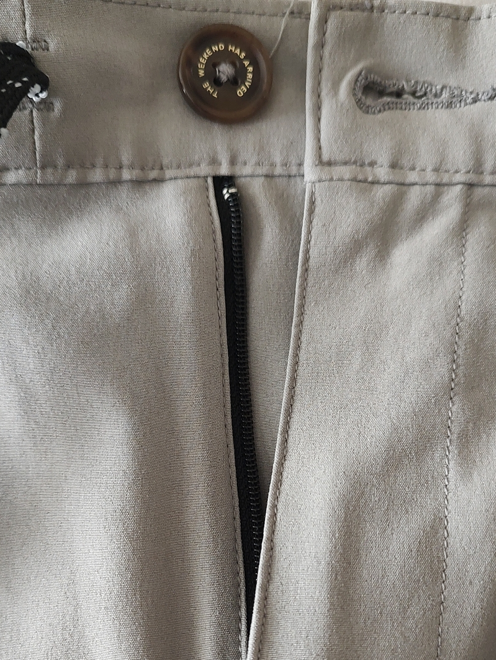 chubbies Men's Large Gray Shorts - Picture 5 of 6